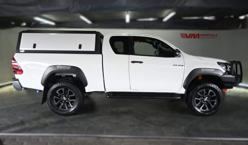 TOYOTA HILUX 2.8GD-6 RB LEGEND 4X4 A/T E/C full