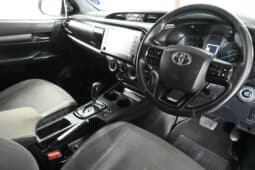 TOYOTA HILUX 2.8GD-6 RB LEGEND 4X4 A/T E/C full