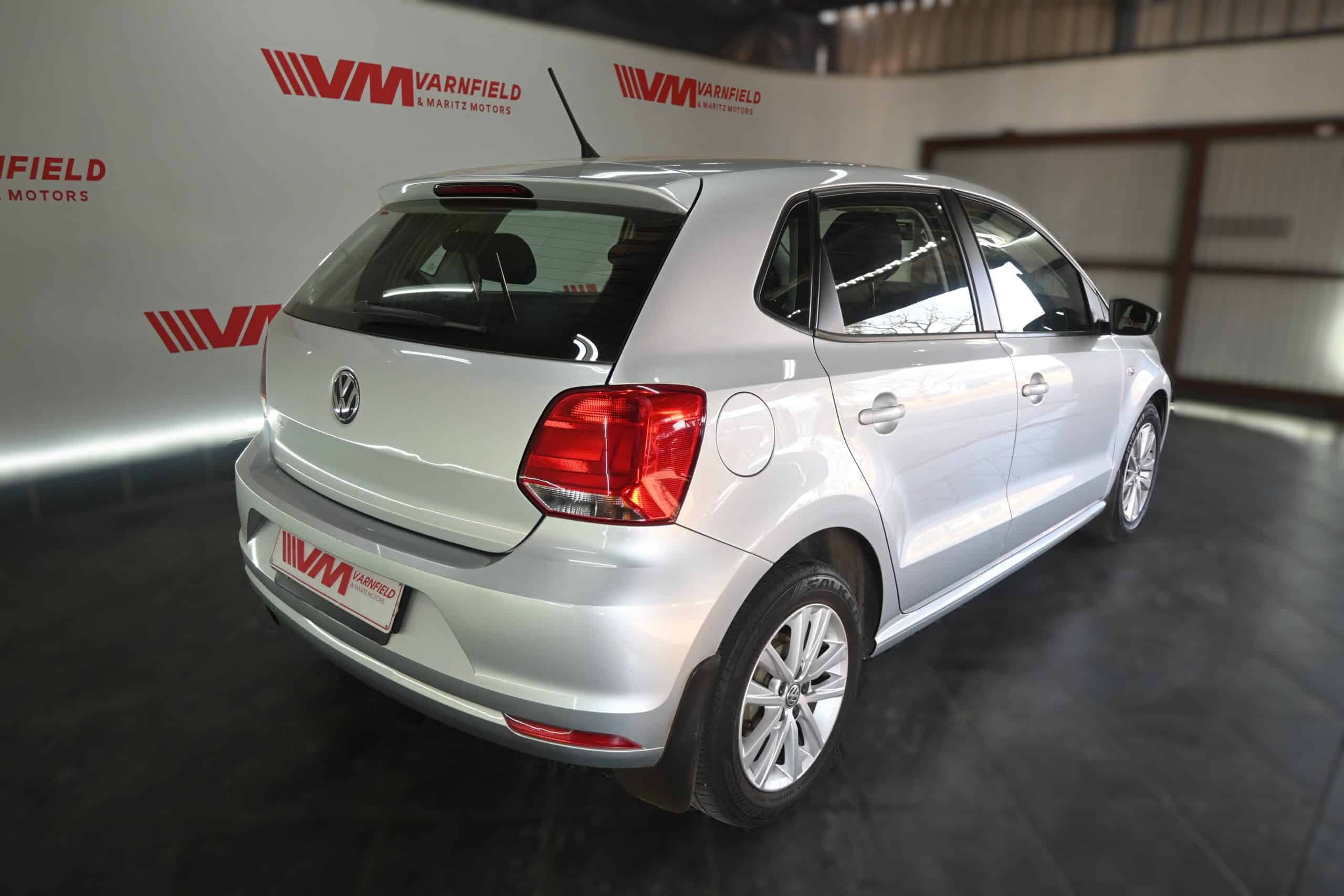 VOLKSWAGEN POLO VIVO 1.4 COMFORTLINE 5DR