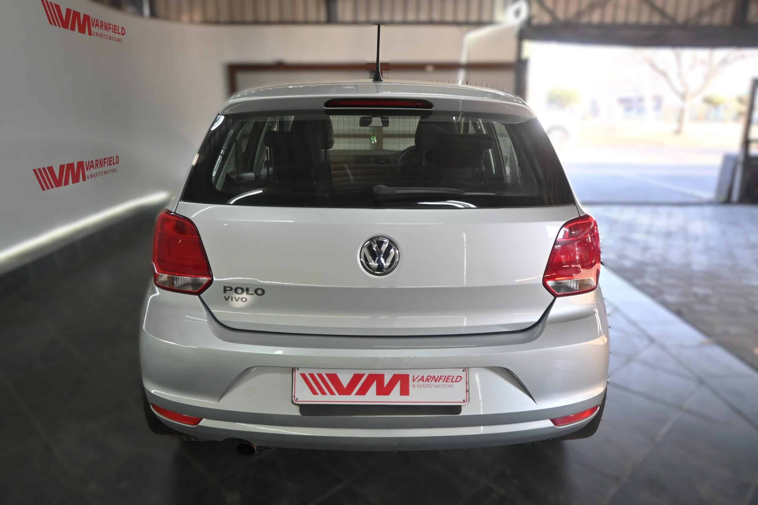 VOLKSWAGEN POLO VIVO 1.4 COMFORTLINE 5DR