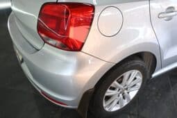 VOLKSWAGEN POLO VIVO 1.4 COMFORTLINE 5DR full