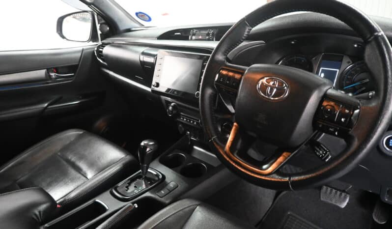 TOYOTA HILUX 2.8GD-6 RB LEGEND RS 4X4 A/T P/U D/C full