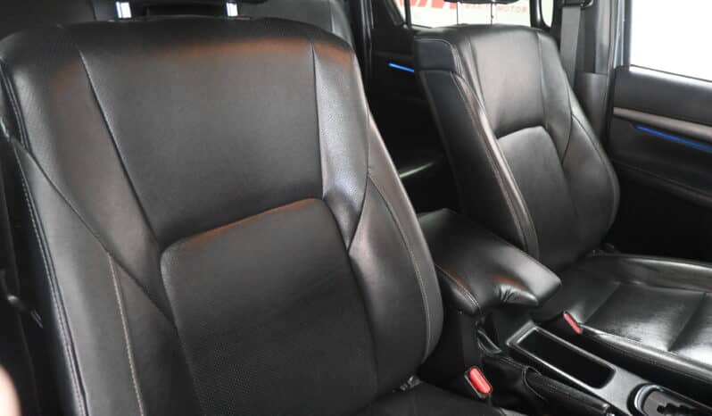 TOYOTA HILUX 2.8GD-6 RB LEGEND RS 4X4 A/T P/U D/C full