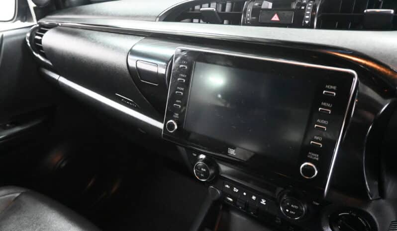 TOYOTA HILUX 2.8GD-6 RB LEGEND RS 4X4 A/T P/U D/C full