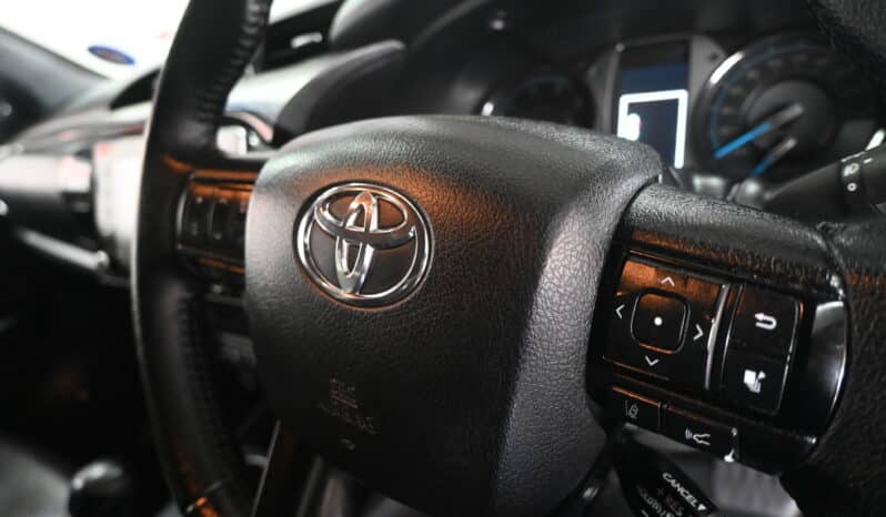 TOYOTA HILUX 2.8GD-6 RB LEGEND RS 4X4 A/T P/U D/C full