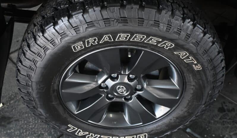 TOYOTA HILUX 2.8GD-6 RB RAIDER D/C A/T full