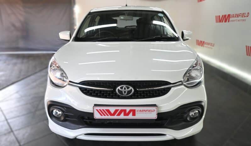 TOYOTA VITZ 1.0 XR full