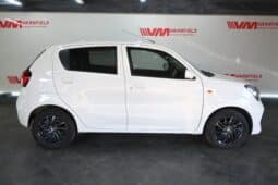 TOYOTA VITZ 1.0 XR full