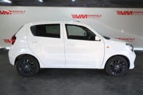 TOYOTA VITZ 1.0 XR