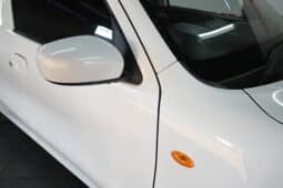 TOYOTA VITZ 1.0 XR full