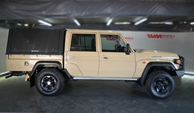 TOYOTA LAND CRUISER 79 2.8GD-6 A/T D/C full