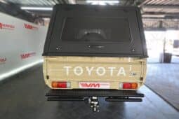 TOYOTA LAND CRUISER 79 2.8GD-6 A/T D/C full