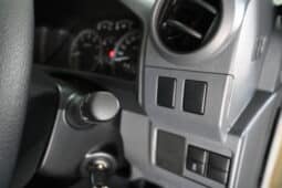 TOYOTA LAND CRUISER 79 2.8GD-6 A/T D/C full