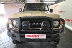 TOYOTA LAND CRUISER 79 2.8GD-6 A/T D/C full
