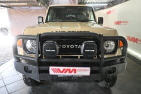 TOYOTA LAND CRUISER 79 2.8GD-6 A/T D/C