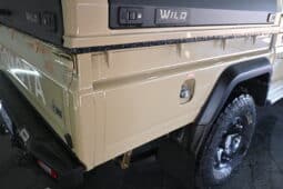 TOYOTA LAND CRUISER 79 2.8GD-6 A/T D/C full