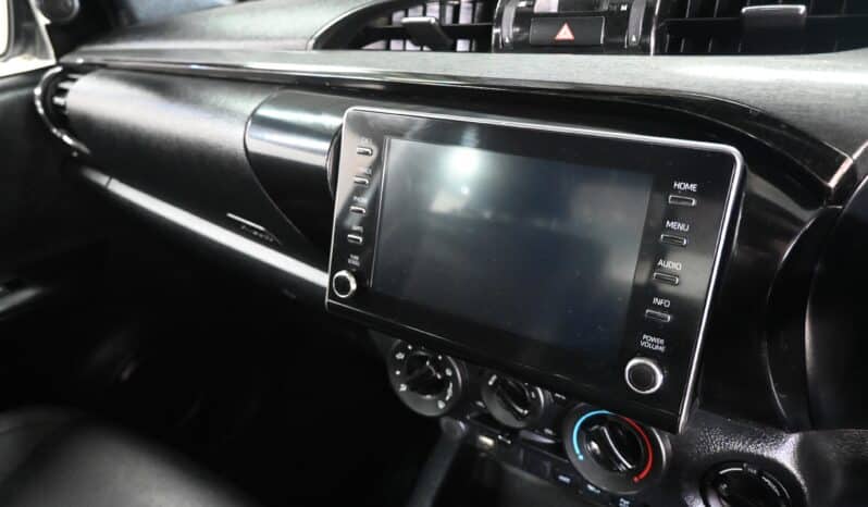 TOYOTA HILUX 2.8GD-6 RB LEGEND 4X4 E/C full