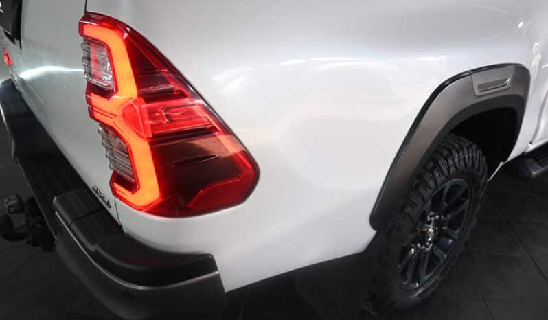 TOYOTA HILUX 2.8GD-6 RB LEGEND 4X4 A/T P/U E/C full