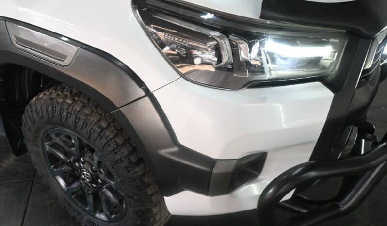 TOYOTA HILUX 2.8GD-6 RB LEGEND 4X4 A/T P/U E/C full
