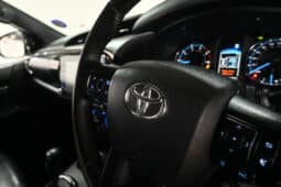 TOYOTA HILUX 2.8GD-6 RB LEGEND 4X4 A/T P/U E/C full