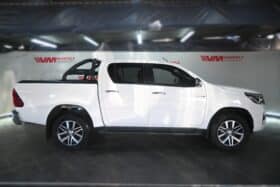 TOYOTA HILUX 2.8GD-6 RAIDER 4X4 A/T D/C
