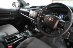 TOYOTA HILUX 2.8GD-6 RAIDER 4X4 A/T D/C full