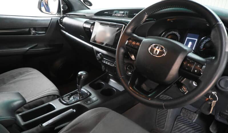 TOYOTA HILUX 2.8GD-6 RAIDER 4X4 A/T D/C full