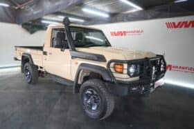 TOYOTA LAND CRUISER 79 4.5D P/U S/C V8