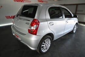 TOYOTA ETIOS 1.5 XS SPRINT