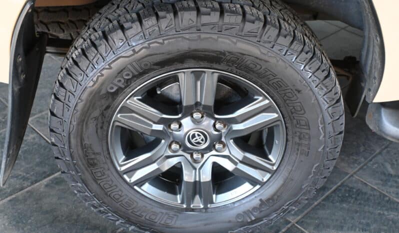TOYOTA HILUX 2.8GD-6 RAIDER 4X4 A/T D/C full