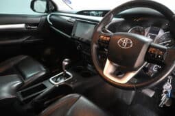 TOYOTA HILUX 2.8GD-6 RAIDER 4X4 A/T D/C full