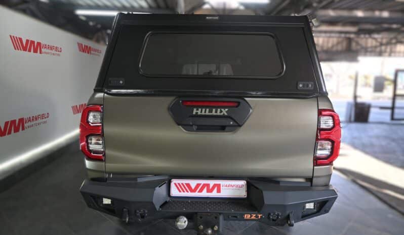 TOYOTA HILUX 2.8GD-6 D/C A/T LEGEND 4X4 full