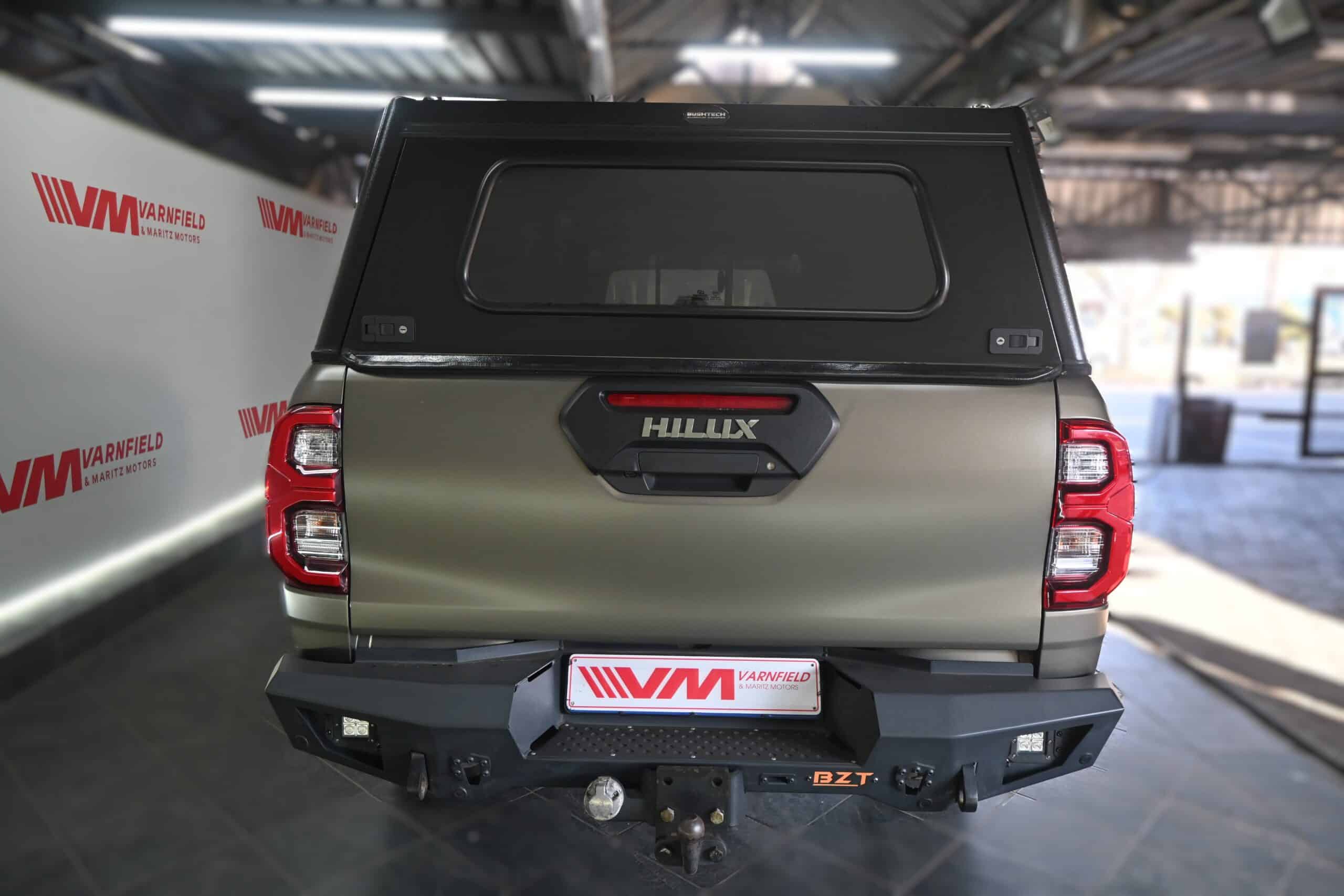 TOYOTA HILUX 2.8GD-6 D/C A/T LEGEND 4X4