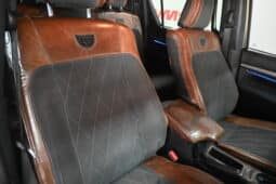 TOYOTA HILUX 2.8GD-6 D/C A/T LEGEND 4X4 full
