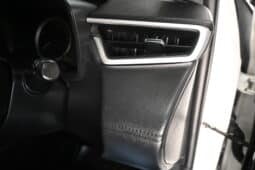 TOYOTA COROLLA CROSS 1.8 XS HYBRID full