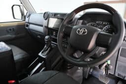 TOYOTA LAND CRUISER 79 2.8GD-6 P/U D/C A/T full