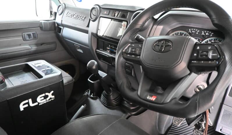 TOYOTA LAND CRUISER 79 4.0P P/U D/C full