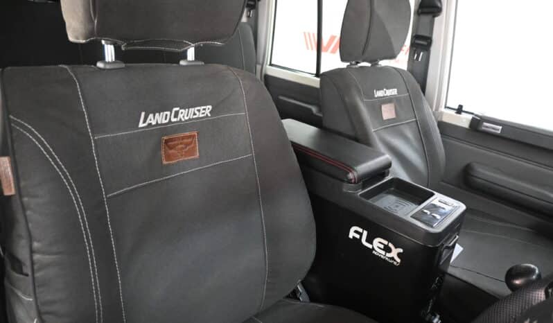 TOYOTA LAND CRUISER 79 4.0P P/U D/C full