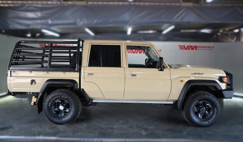 TOYOTA LAND CRUISER 79 2.8GD-6 A/T D/C full