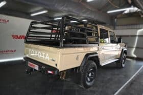 TOYOTA LAND CRUISER 79 2.8GD-6 A/T D/C