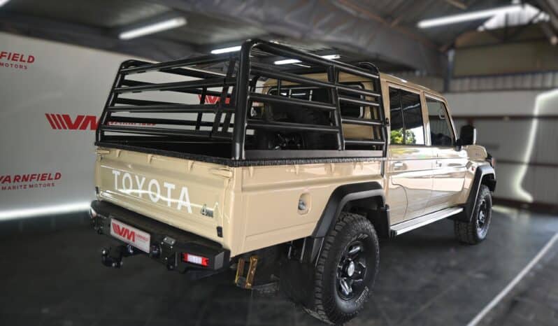 TOYOTA LAND CRUISER 79 2.8GD-6 A/T D/C full