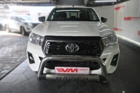 TOYOTA HILUX 2.4GD-6 4X4 SRX D/C