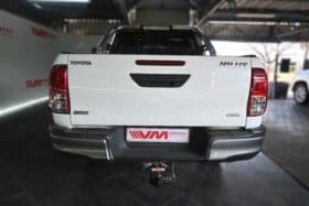TOYOTA HILUX 2.4GD-6 4X4 SRX D/C
