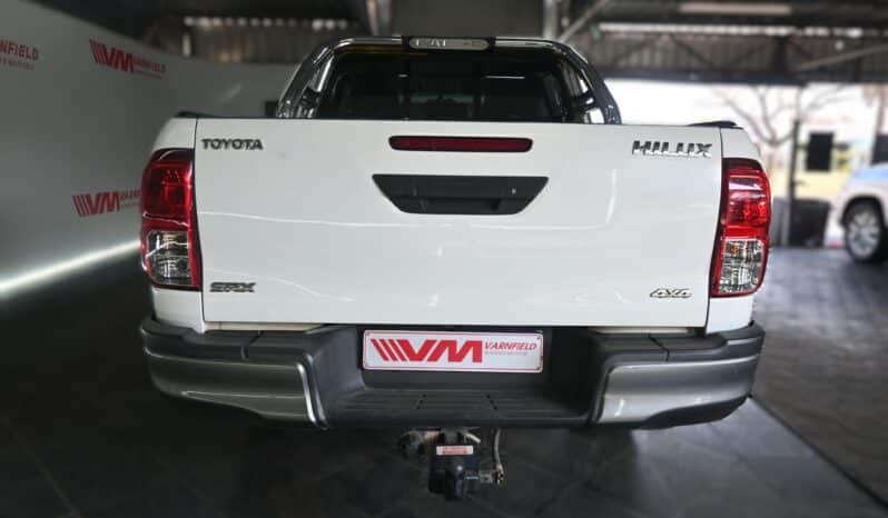 TOYOTA HILUX 2.4GD-6 4X4 SRX D/C full