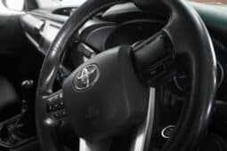 TOYOTA HILUX 2.4GD-6 4X4 SRX D/C full