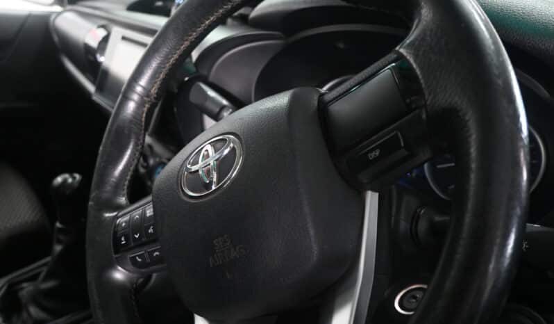 TOYOTA HILUX 2.4GD-6 4X4 SRX D/C full