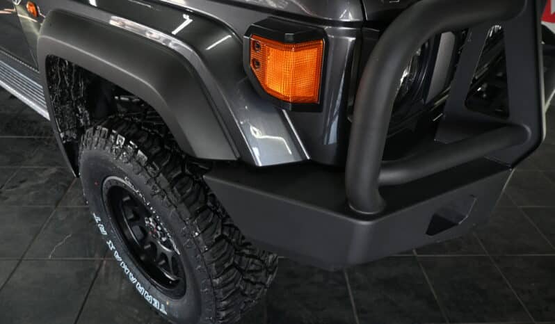 TOYOTA LAND CRUISER 79 2.8GD-6 D/C A/T full