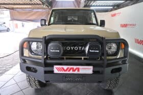 TOYOTA LAND CRUISER 79 2.8GD-6 P/U D/C A/T