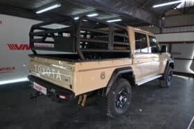 TOYOTA LAND CRUISER 79 2.8GD-6 P/U D/C A/T