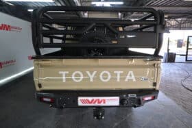 TOYOTA LAND CRUISER 79 2.8GD-6 P/U D/C A/T